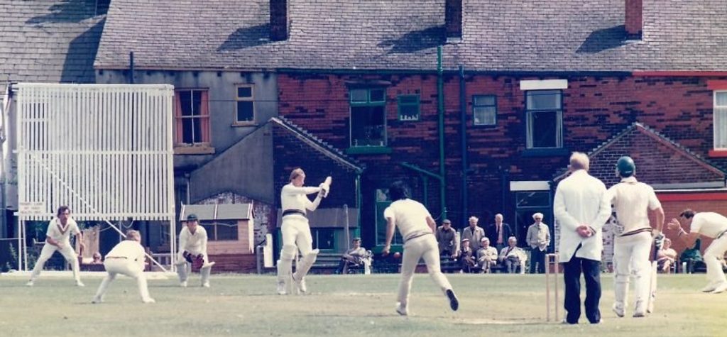 Mark Waugh pulls Tonges Chetan Sharma with Warren Hegg keeping Credit: Mike Latham