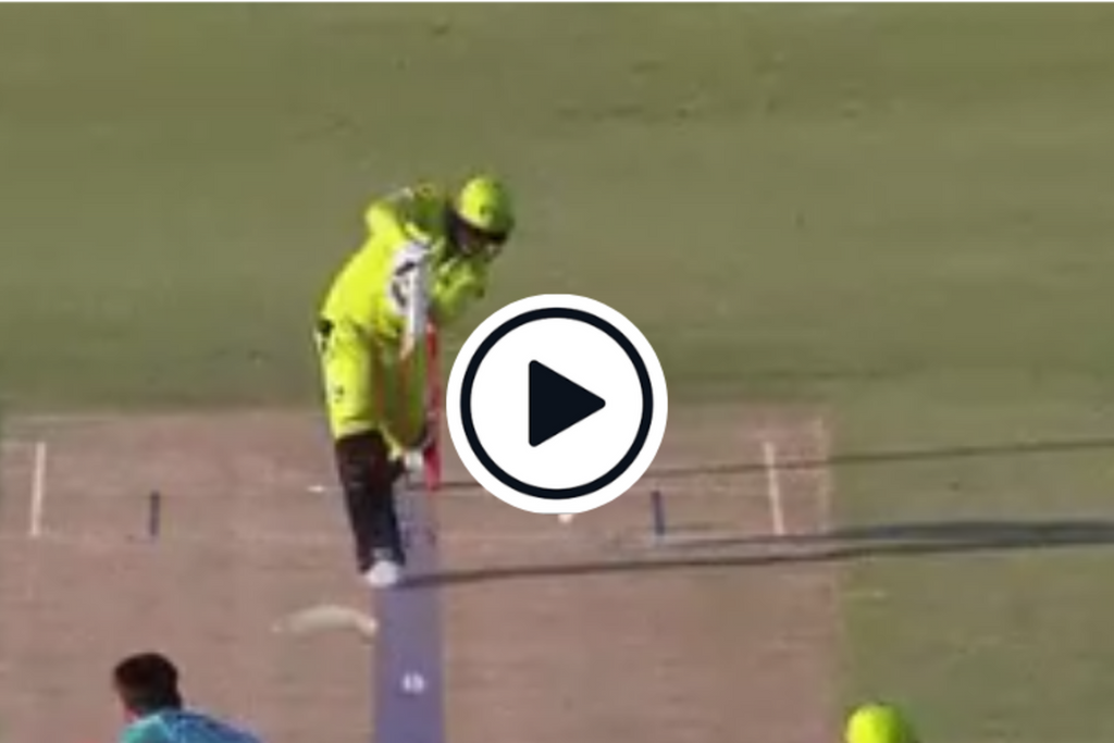 Watch: Hitting middle – Usman Khawaja survives plumb LBW call in BBL