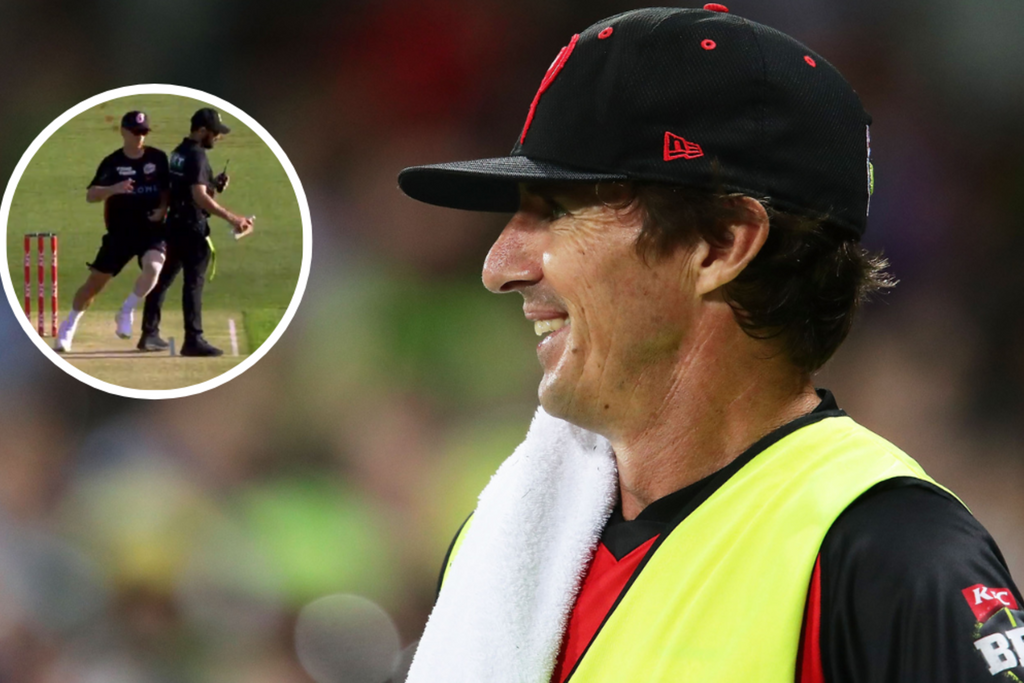 Brad Hogg: ‘Umpire is at fault too’ in Tom Curran intimidation incident