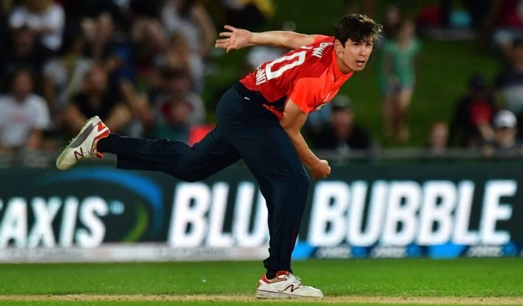 Stress fracture rules Pat Brown out of BBL & South Africa tour