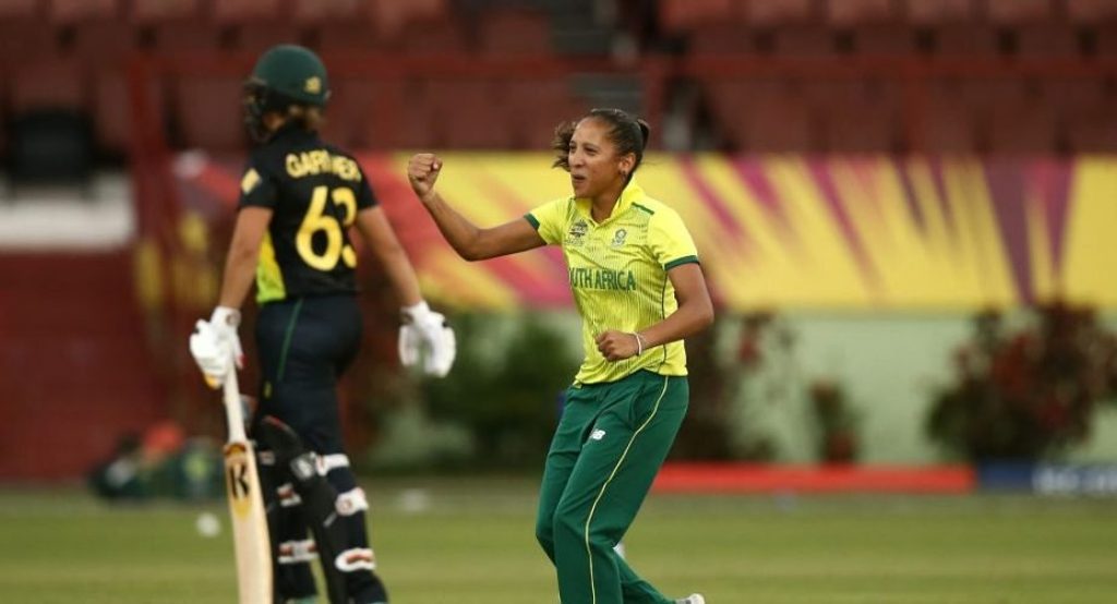 Shabnim Ismail, Kim Garth the latest overseas signings in WBBL